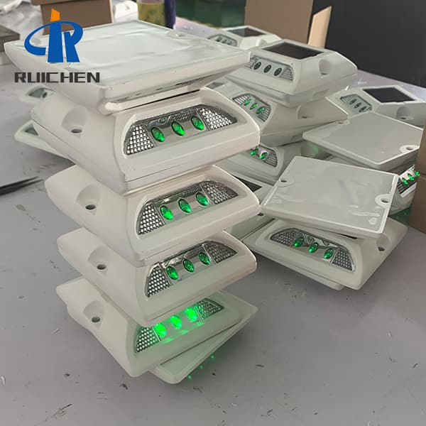 <h3>Round Solar Road Stud Light For Airport In Japan-RUICHEN </h3>
